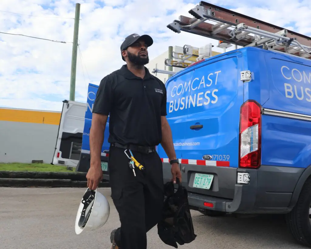Comcast business technician