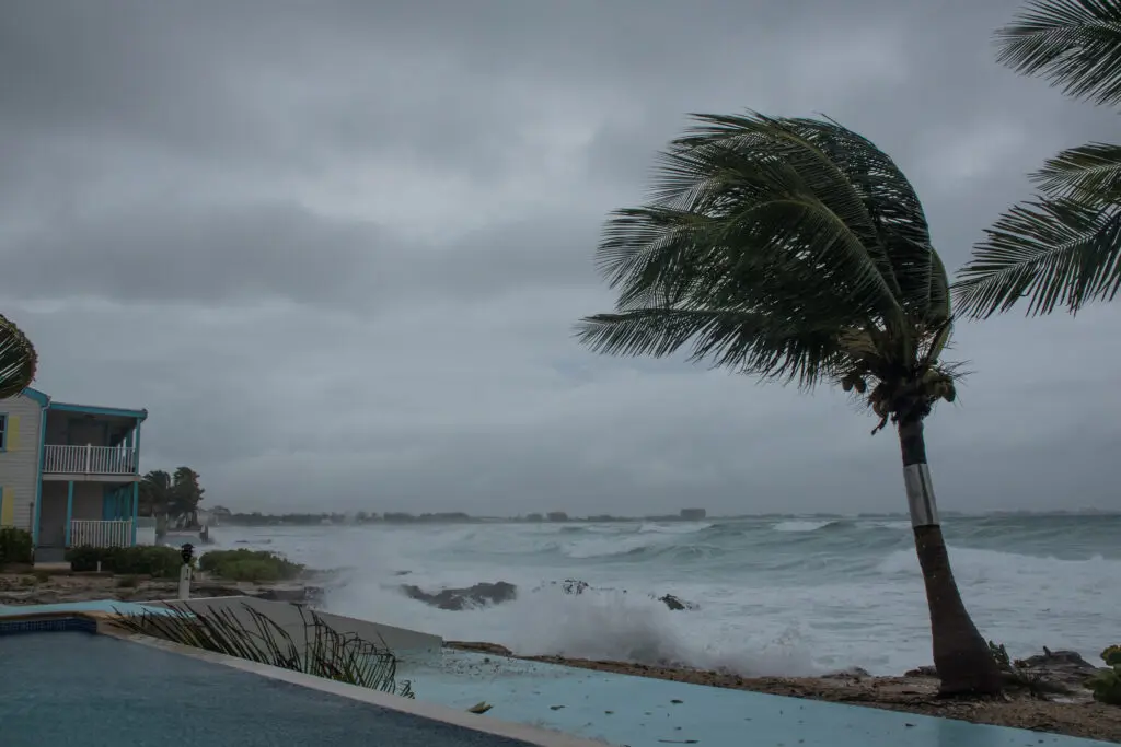 Stay connected during the 2025 hurricane season in Florida