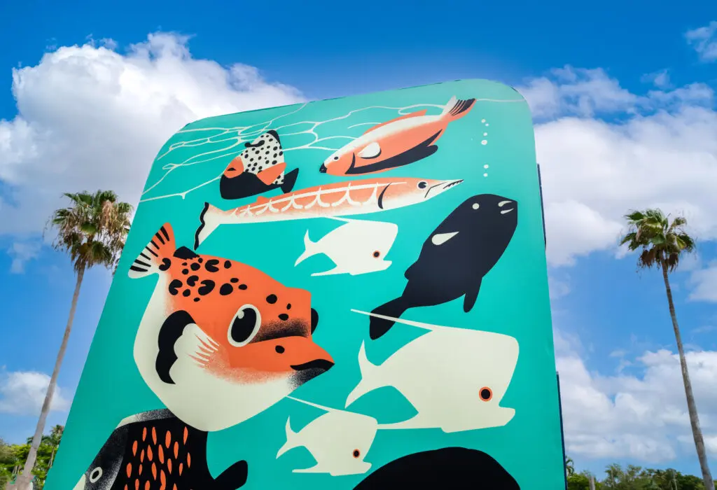 Artwork by Brian Butler at the Miami International Mall, part of the mobilemadesmARTer campaign by Comcast Business