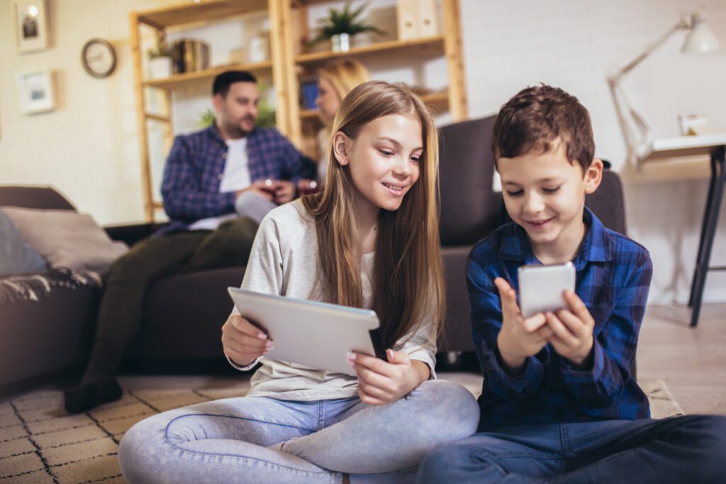 With Xfinity Internet and WiFi, residents of Florida enjoy high speed, reliable and secure streaming, gaming and talking with Xfinity internet plans at home.